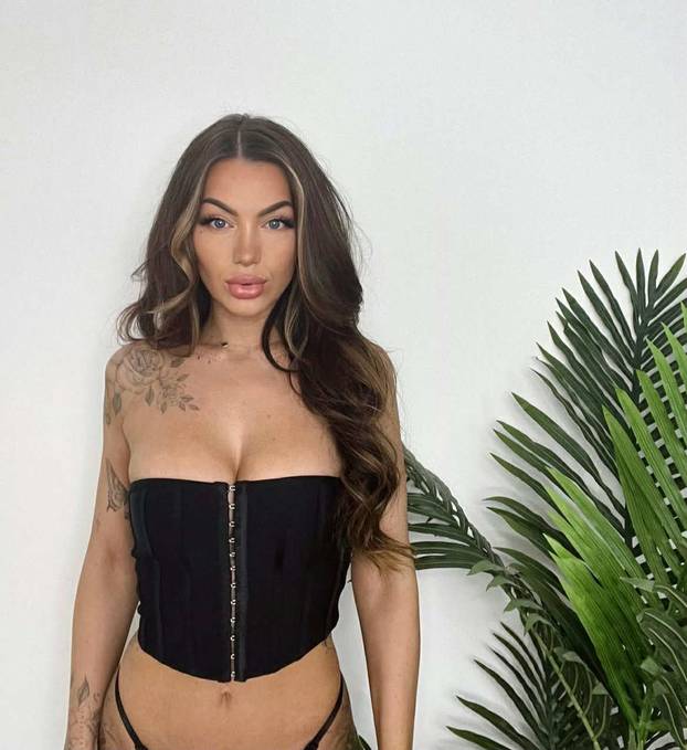 FOTO Ona je tattoo umjetnica i bivša gimnastičarka čije je tijelo pravo remek-djelo