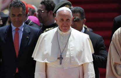 Papa je otkazao sve aktivnosti: 'Nije ozbiljno, samo je umoran'