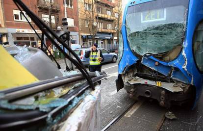 Ozlijeđeno ukupno 19 ljudi u sudaru tramvaja u Maksimiru