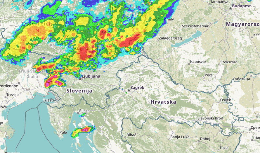 FOTO Stiže nevrijeme sa sjevera