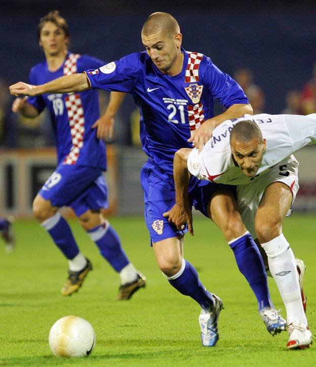 ARHIVA - 2006. Zagreb: Vatreni i "maksimirska krtica" srušili su Englesku 