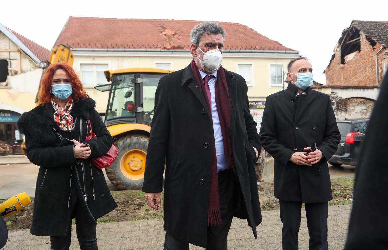 Pet škola je razrušeno, devet jako oštećeno, pripremaju plan za povratak djece na nastavu