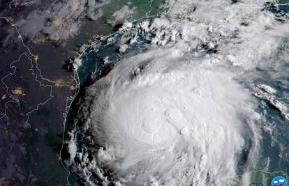 Uragan Harvey prijeti Teksasu: 'Građani, hitno napustite kuće'