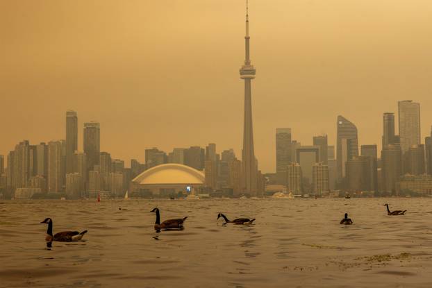Wildfire smoke in Ontario
