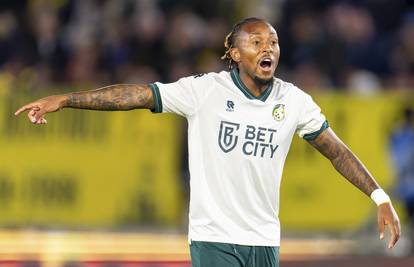 Nogometaš je na šest mjeseci nestao iz javnosti, javio se: 'Bio sam u komi, učili su me hodati'