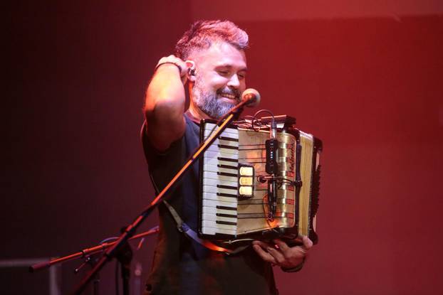 Zabok: Mile Kekin održao koncert u Regeneratoru