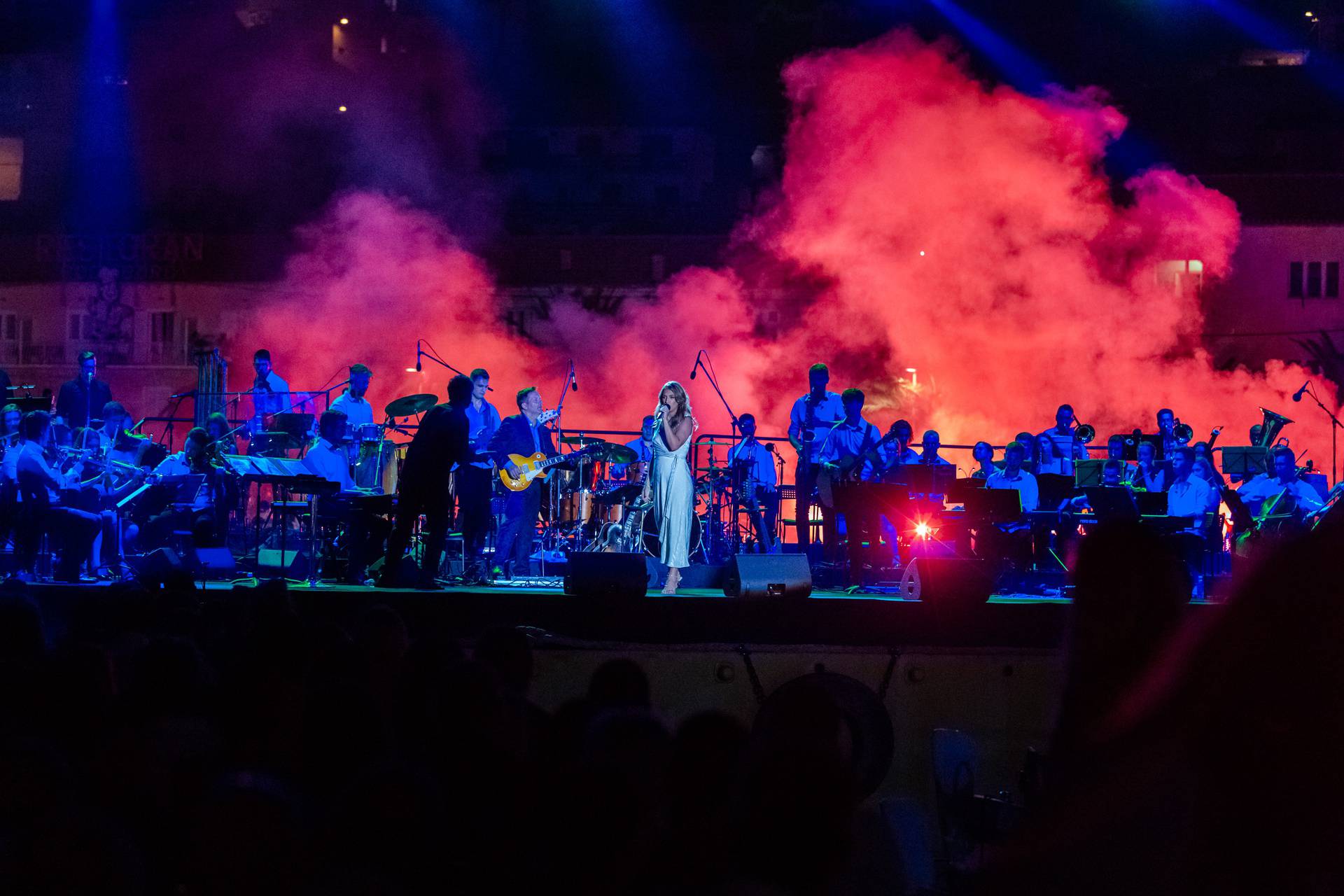 U Veloj Luci održan koncert "Trag u beskraju" u čast Oliveru Dragojeviću