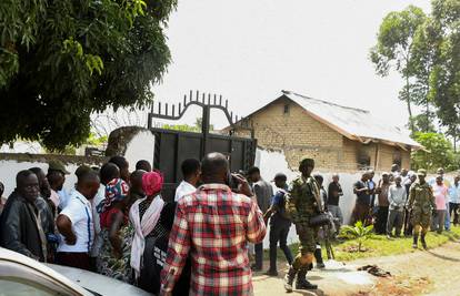 Strava u Ugandi: U školi ubijeno 42 ljudi, od toga većinom djeca. Priveli su 20 kolaboracionista