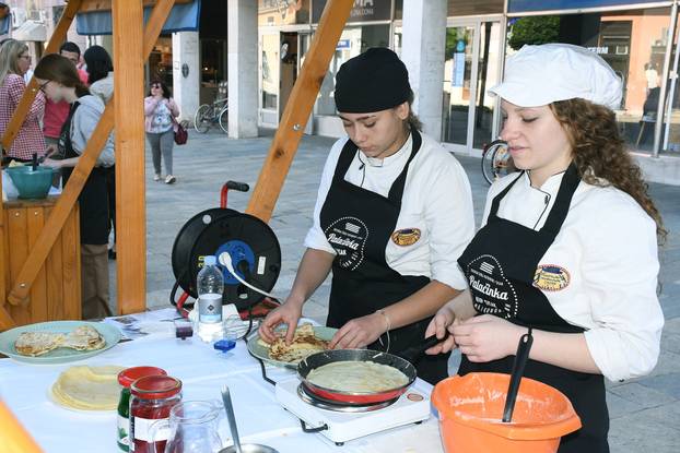 Sisak: Učenici se natjecali u pripremi palačinki i izradi koktela na 5. Palačinka kupu