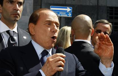 Berlusconi: Završit ću posao, ali od 2013. neću biti premijer