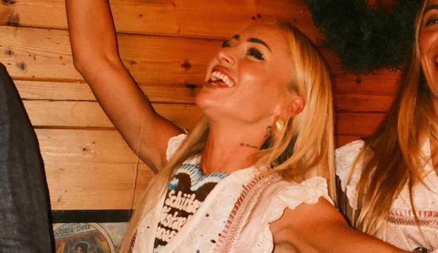 FOTO Ovaj transfer će odjeknuti. Najljepša nogometašica svijeta opet će biti glavna tema Otoka