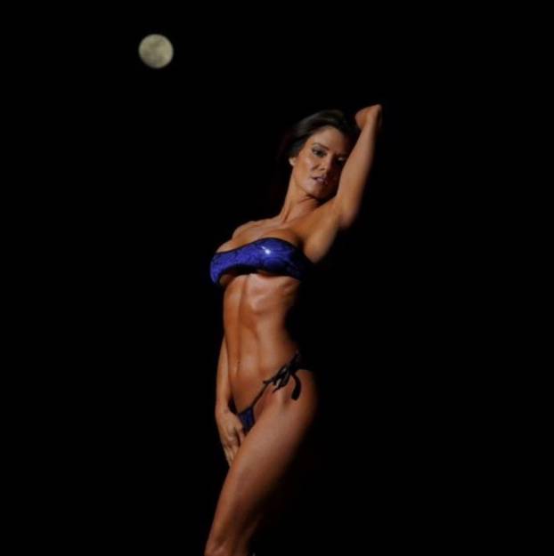 FOTO Borila se s anoreksijom, a sada je fitness zvijezda: 'Ovo je moj trening za savršenu guzu'