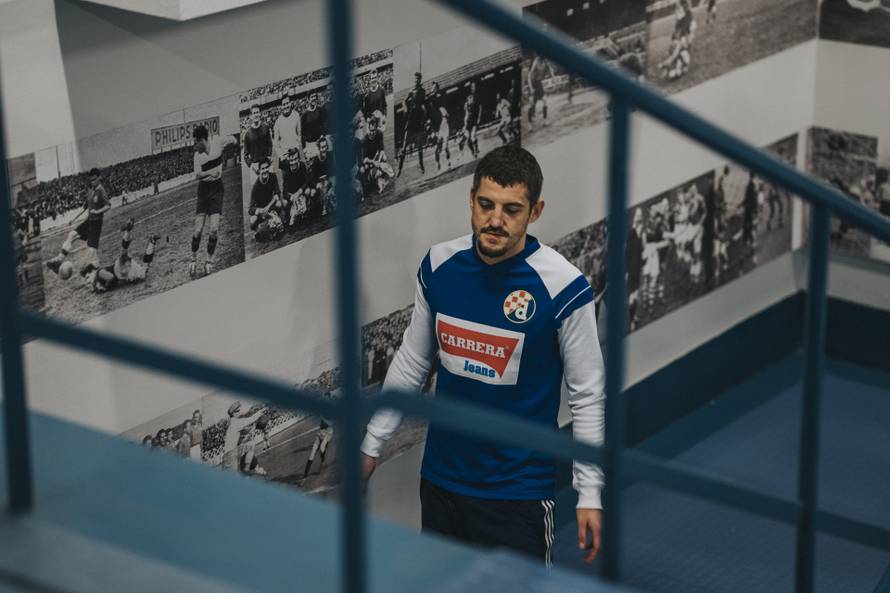 Dinamo pustio u prodaju dres iz 1990.  sa zvijezdom na grbu u kojem je Boban udario milicajca