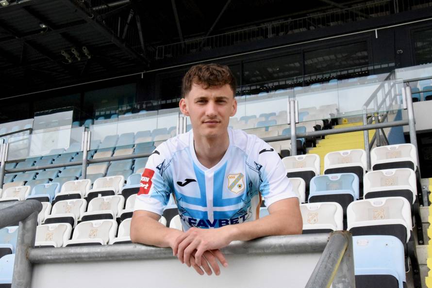 Omar-Šarif potpisao za Rijeku!