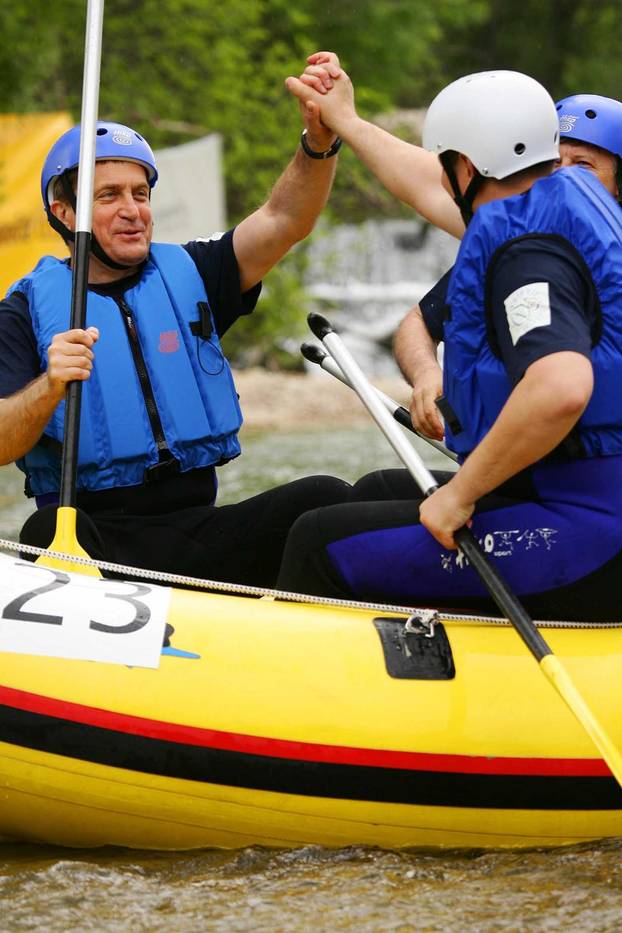 ARHIVA - 2006. Ministri sudjelovali na prvoj rafting regati "Zrmanja 2006"