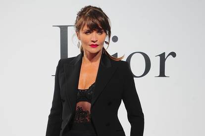 Helena Christensen za Božić si je poklonila kupanje u mrzloj rijeci