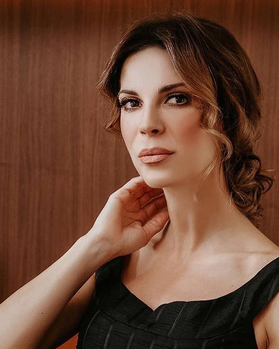 Bojana Gregorić objavila fotku staru 32 godine: Tu smo klinke