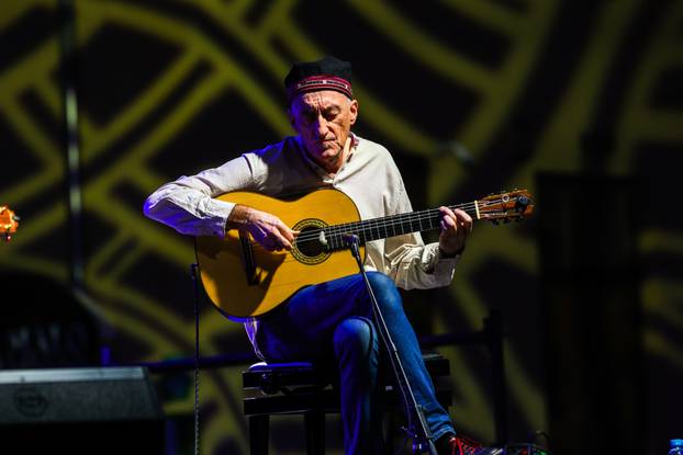 Pula: Vlatko Stefanovski I Miroslav Tadic odrzali su koncert u malom rimskom kazalistu