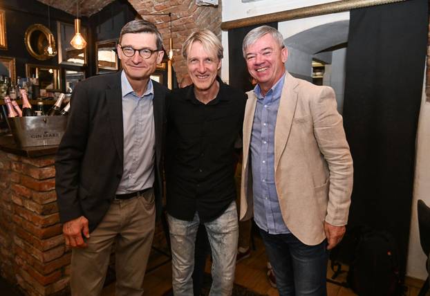 Zagreb: Brojni poznati na humanitarnom šahovskom turnir u konobi Mašklin i Lata