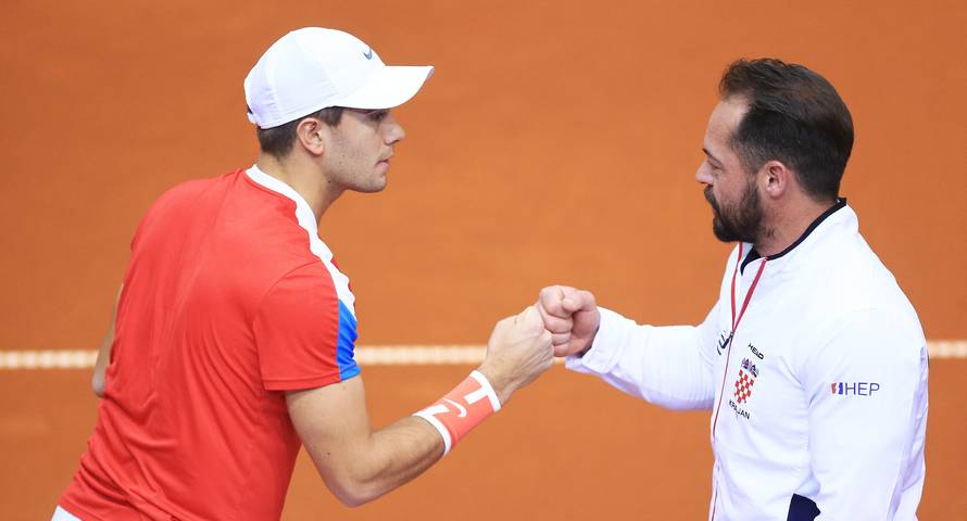 Čudesni Ćorić odveo Hrvatsku u četvrtfinale Davisova kupa!