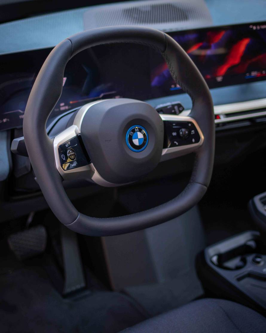 ANKETA Sviđa li vam se novi BMW iX? Dizajnirao ga je Hrvat, a kritike su pretvorili u reklamu