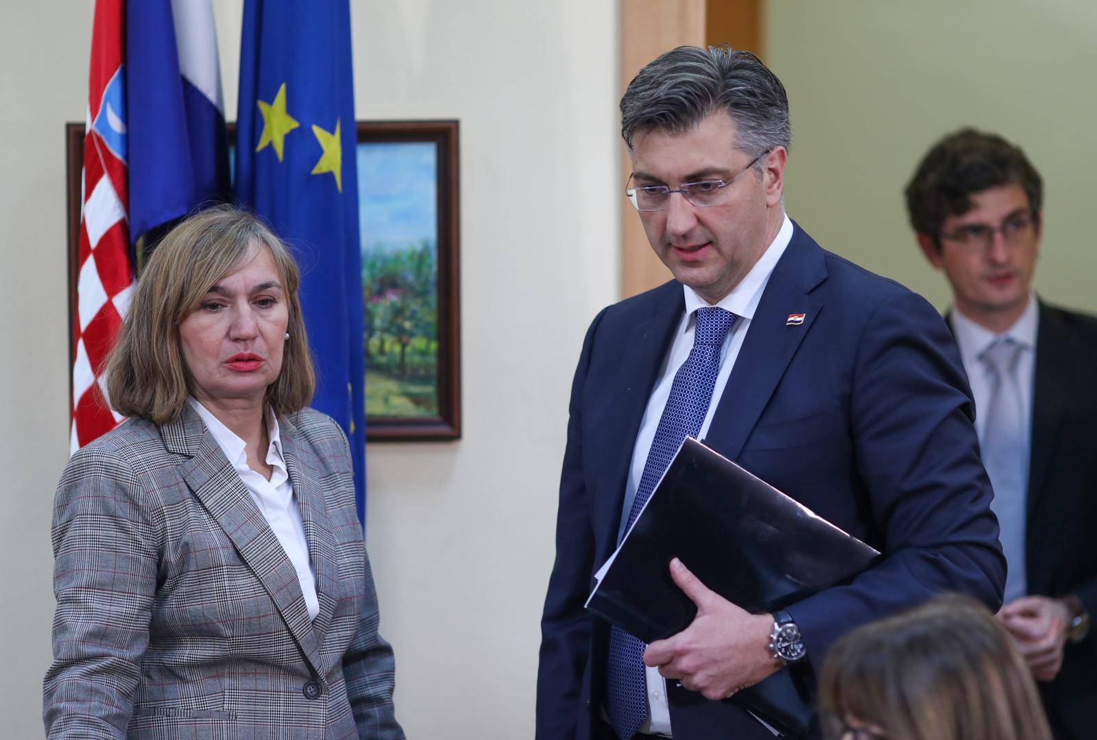 Krapina: Sjednica Vlade RH održana u Pučkom otvorenom učilištu