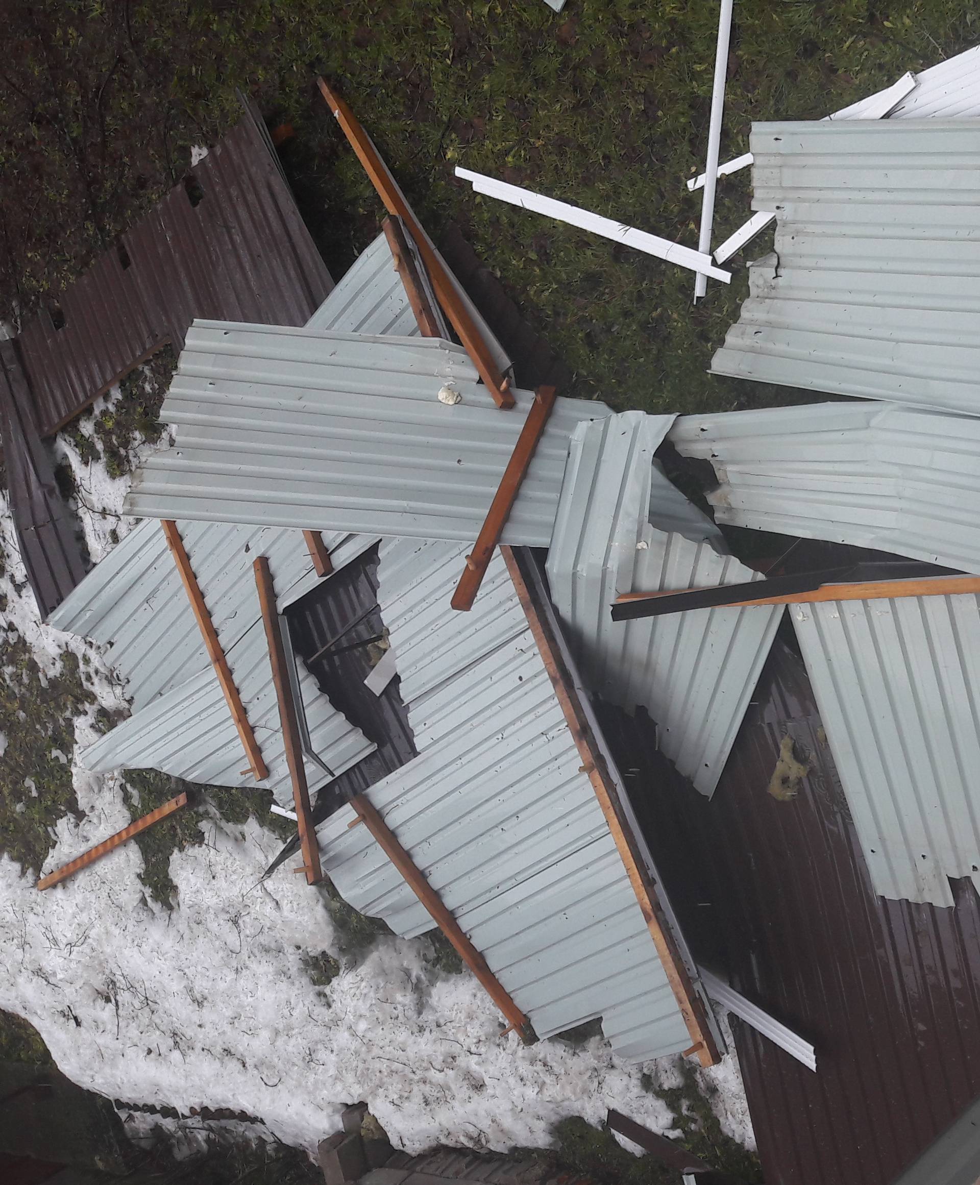 Tragedija kraj Fužina: Popravljao krov i poginuo