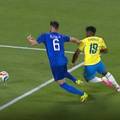 VIDEO Dobro pa je prijateljska! Pogledajte kontroverzni penal za Brazilce protiv 'vatrenih'