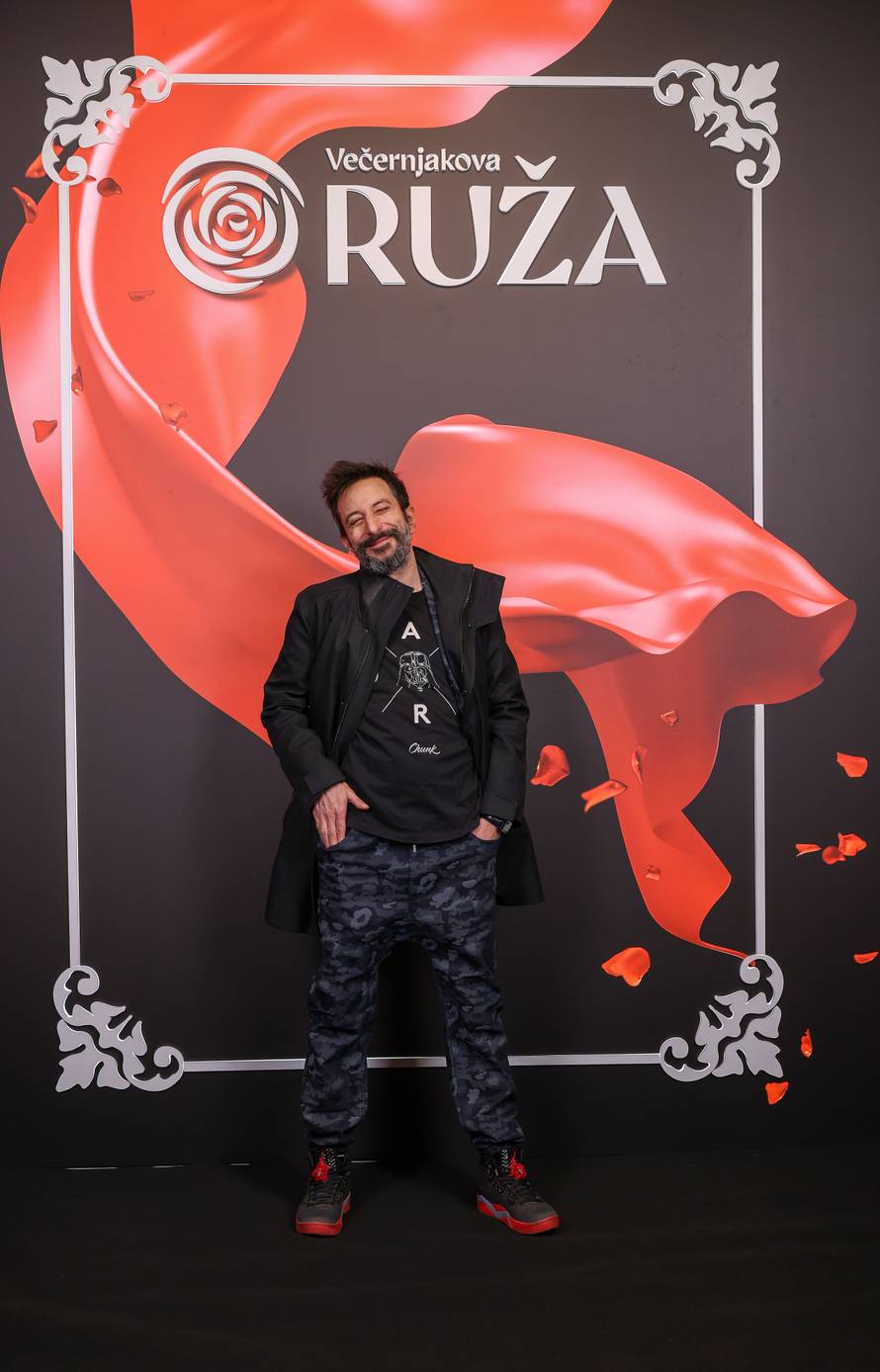 Zagreb: Uzvanici na dodjelu medijske nagrade "Večernjakova ruža" u Hrvatskom narodnom kazalištu