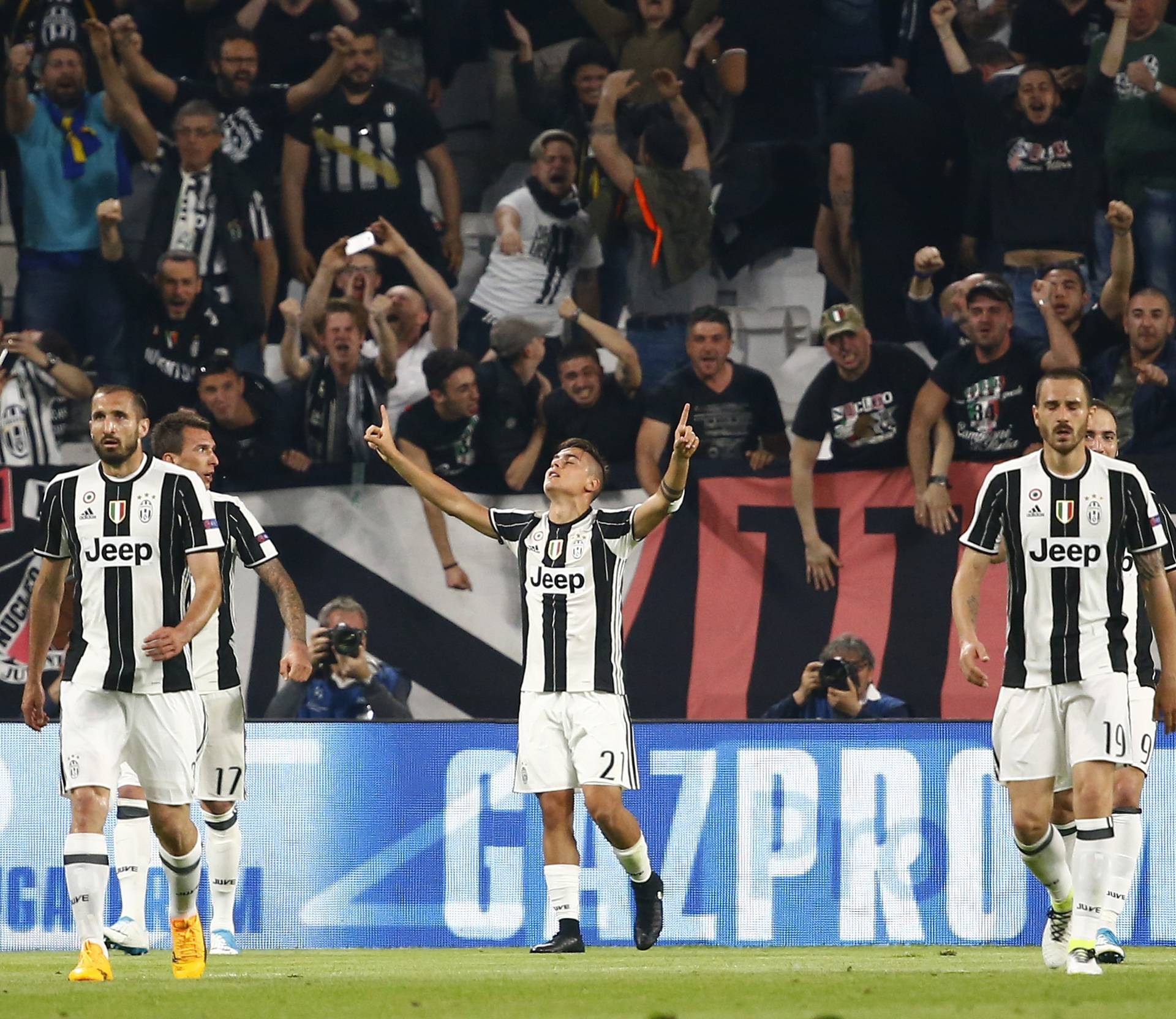 Juventus' Paulo Dybala celebrates scoring their second goal