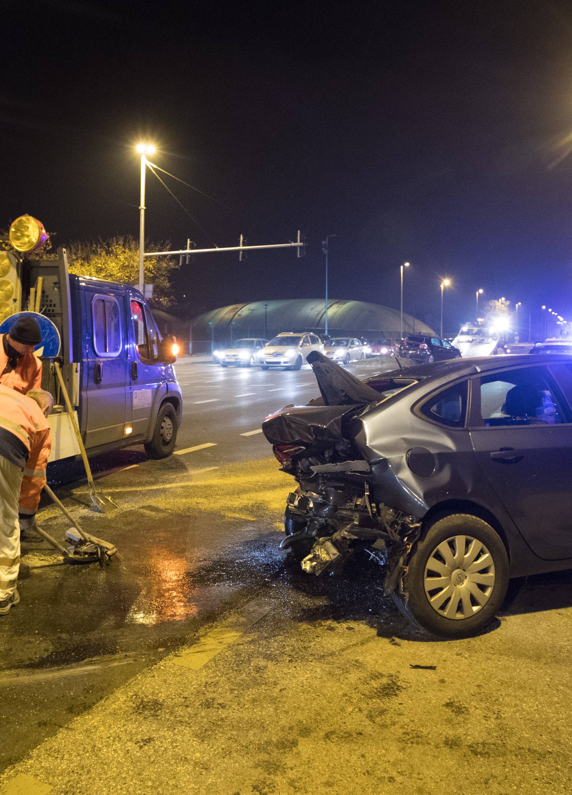 Sudarila su se četiri auta: Ljudi su se držali za glavu i trbuh