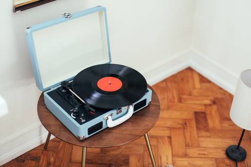 &Scaron;to povezuje Beatlese, Pink Floyd i &Dstrok;or&dstrok;a Novkovi&cacute;a? Isti studio i zlatna plo&ccaron;a