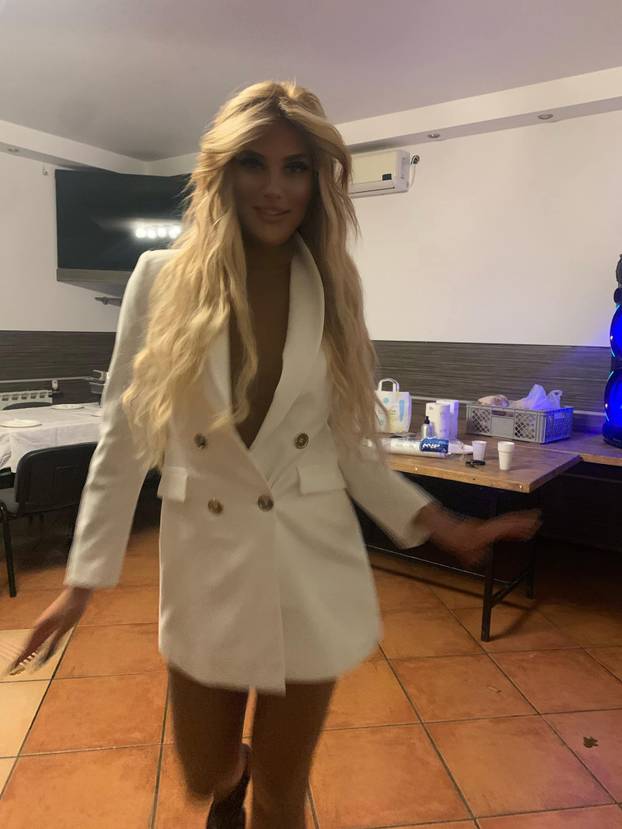 FOTO Što vozi najseksi ZET-ovka kad ne vozi tramvaj?