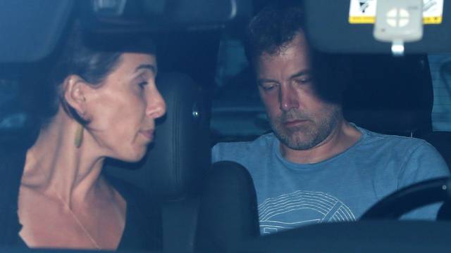 Jennifer Garner shows up to rescue Ben Affleck and check him into rehab!