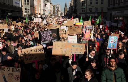 FOTO Stotine tisuća Nijemaca na ulicama protiv jačanja desnice: 'Ovo daje hrabrost građanima'