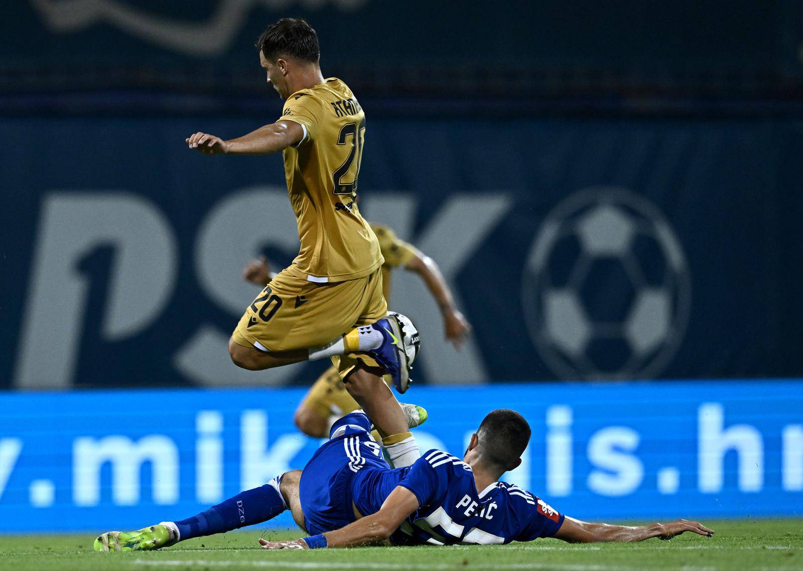 Zagreb: Derbi Dinama i Hajduka na stadionu u Maksimiru