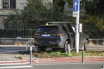 FOTO Kaos u centru Zagreba: Tri auta se sudarila na raskrižju