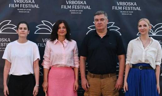 Predsjednik u ljetnom izdanju: Milanovi&cacute; iznenadio modnim odabirom za filmski festival