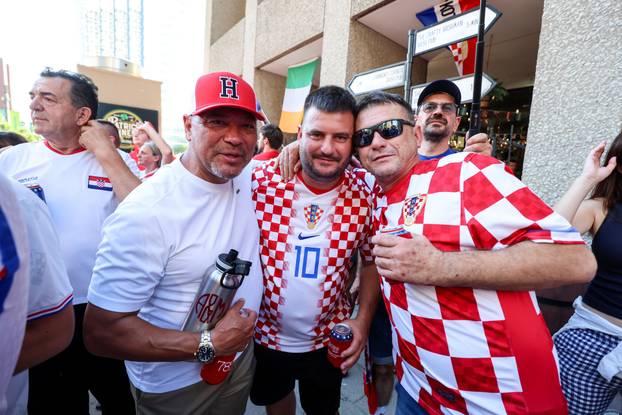 SP 2026 Dallas: Velika povorka hrvatskih navijača u Dallasu uoči utakmice Engleske i Hrvatske na Svjetskom prvenstvu