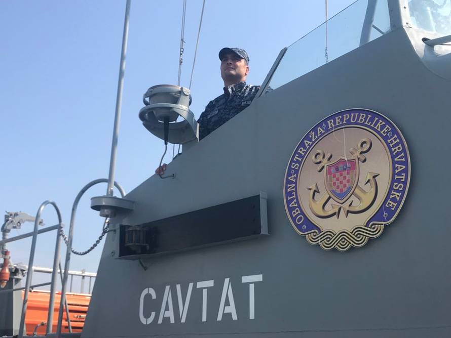 U moru bila 10 sati: 'Pila je tu večer, a sve je snimila kamera'