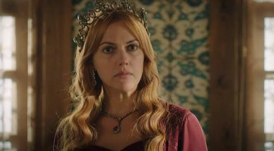 Seve ju je opjevala, a ona pleše na 'Uno Momento': Evo kako Hurem iz 'Sulejmana' uživa...