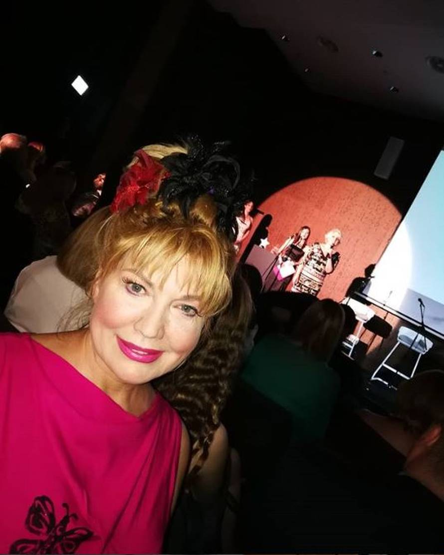 Mančić: 'Hakirali su mi telefon, ne otvarajte poruke od mene...'