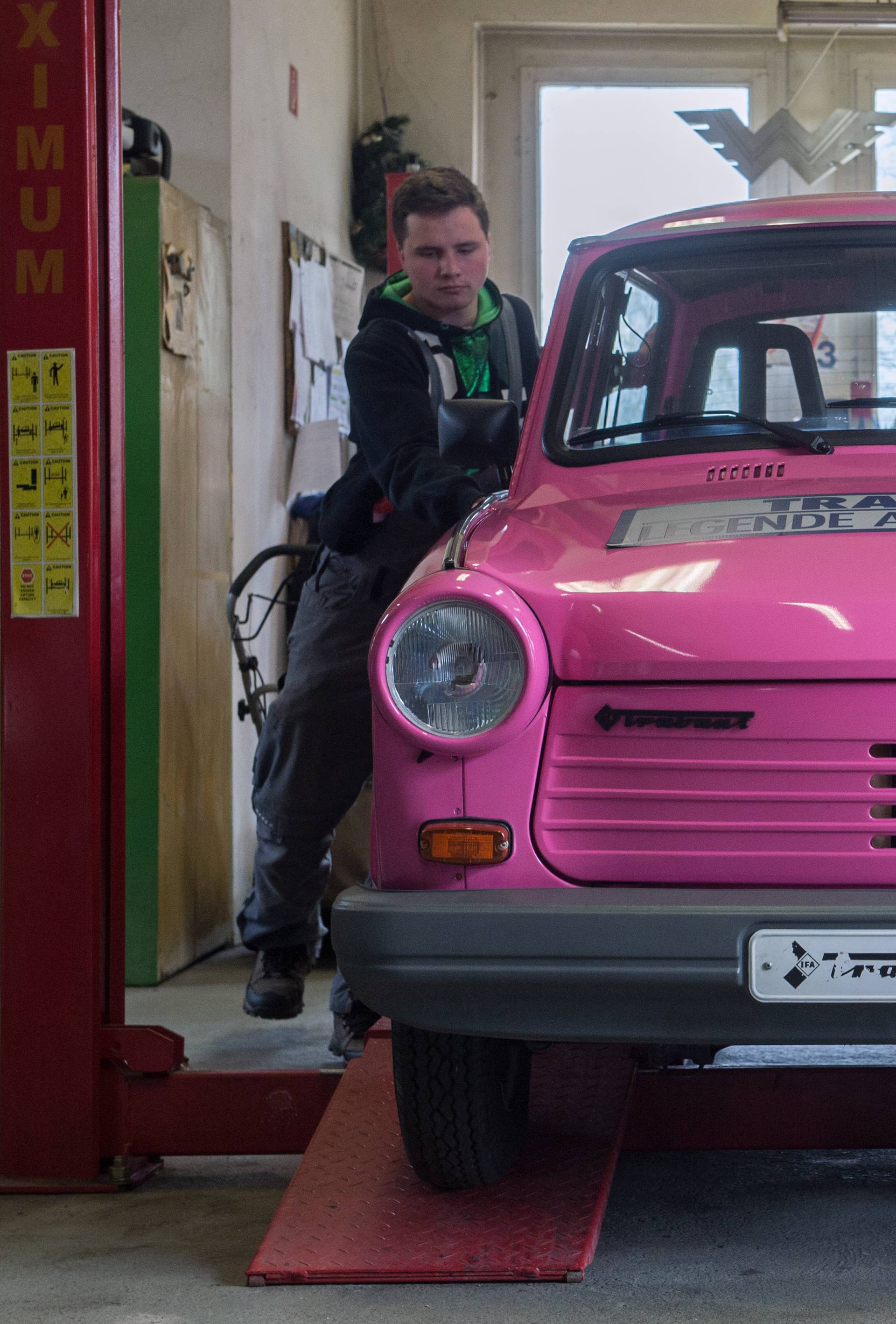Last Trabant rolled off the line 25 years ago