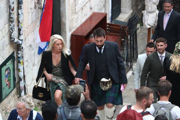 ARHIVA - 2024. Dubrovnik: Vjenčanje Nicole Artukovich i Liama Stewarta u crkvi sv.Ignacija