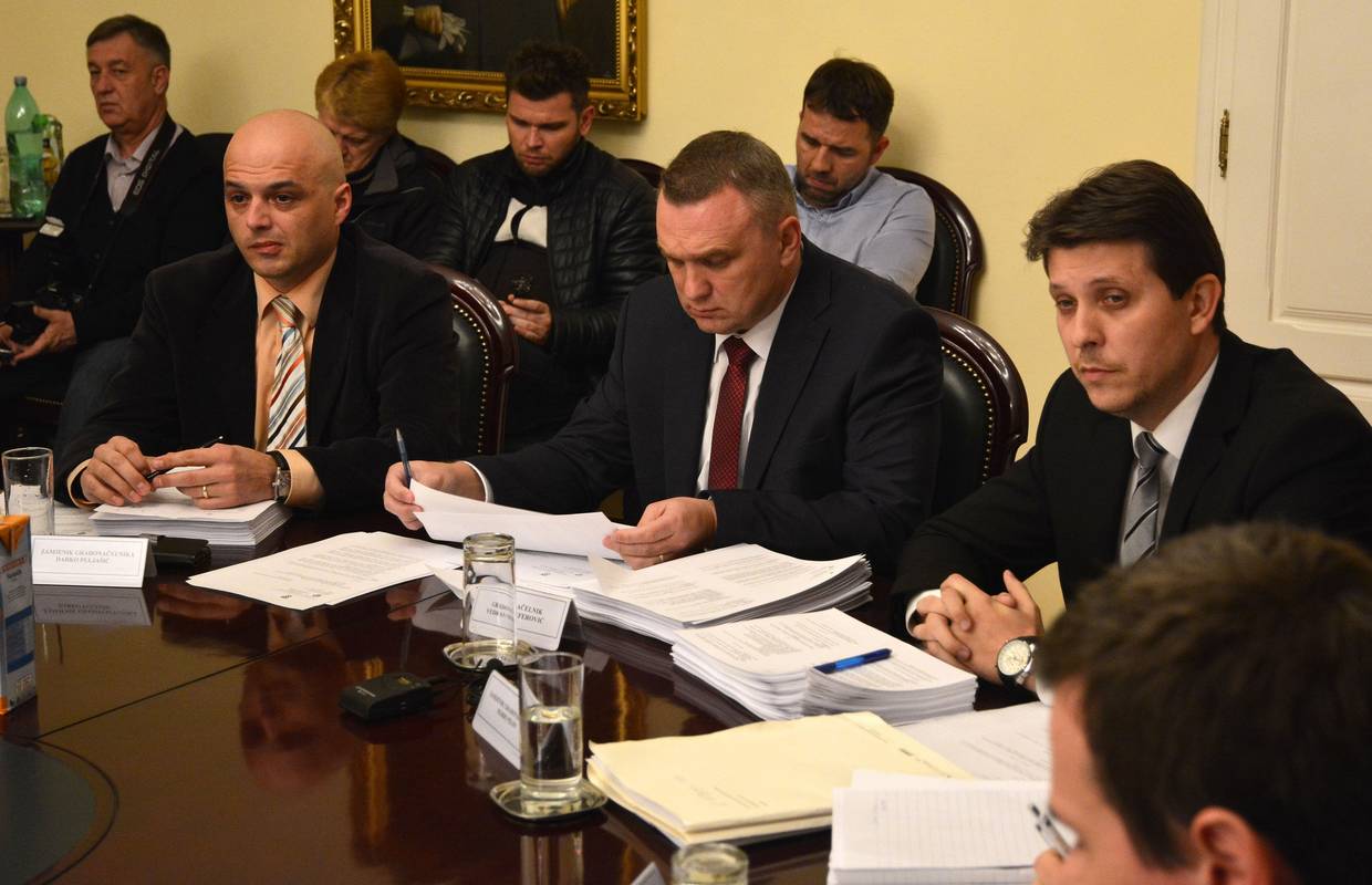 USKOK pokrenuo istragu protiv gradonačelnika Darka Puljašića i njegovog zamjenika Pilona