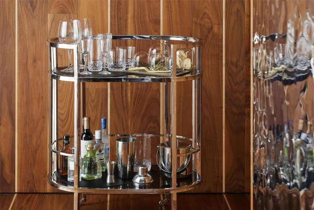 Sama pomisao na Ibizu priziva slike savršenog odmora, ali ovaj hotel je pravi jackpot!