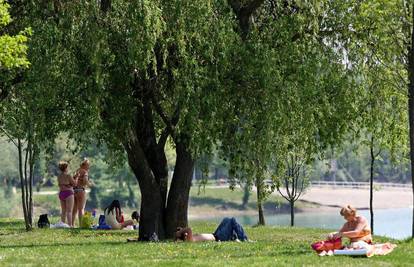 Dvije lokacije na Bundeku i Jarunu nisu sigurne za kupanje