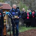 Borut Pahor darovao pčelinjak zagrebačkom Zoološkom vrtu