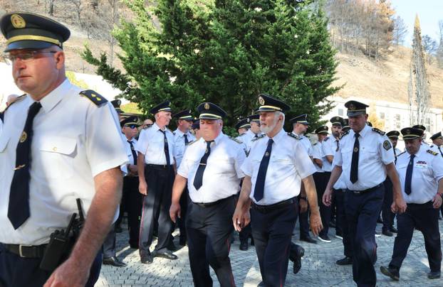 Omiš: Sprovod bivšeg vatrogasnog zapovjednika Drage Lelasa
