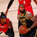 Lakersi i LeBron opet 'jašu': Pali Rocketsi nakon velike borbe...